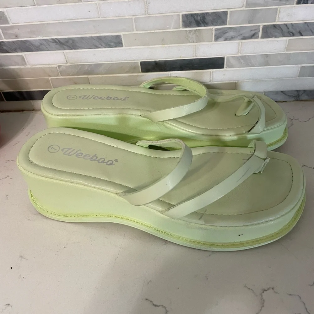 Weeboo Dessy-2 pastel green wedge thong platform strappy sandals women’s 7
